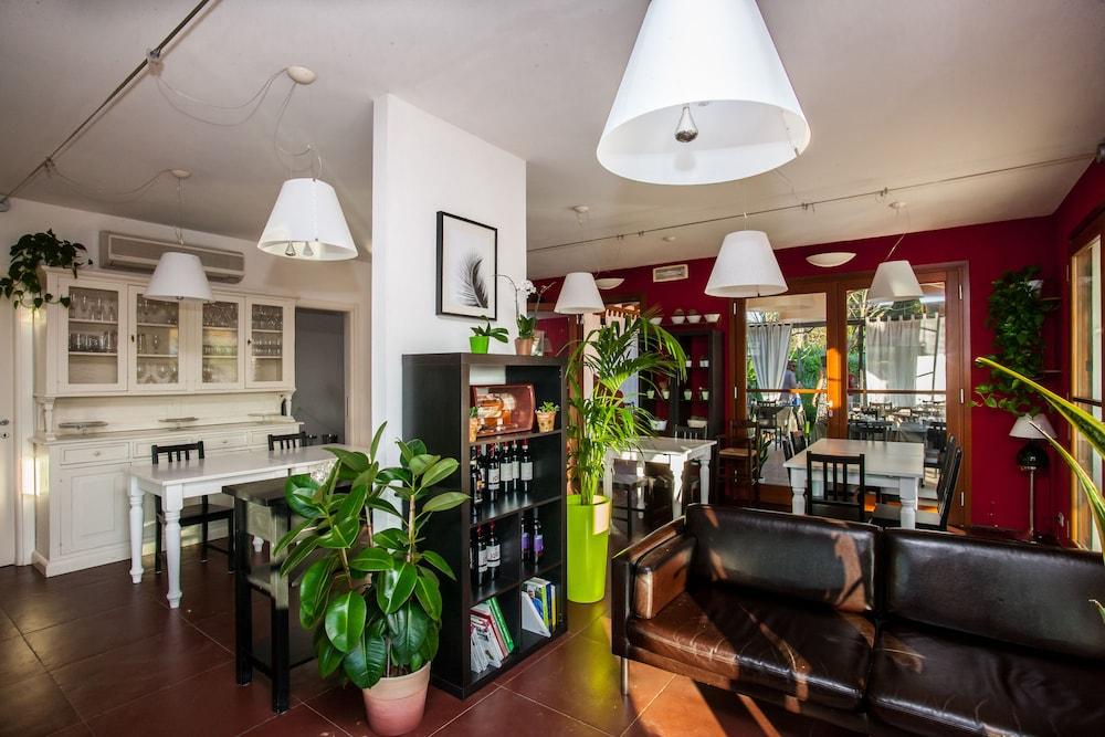 Hotel La Posta Di Torrenova Orbetello Eksteriør billede