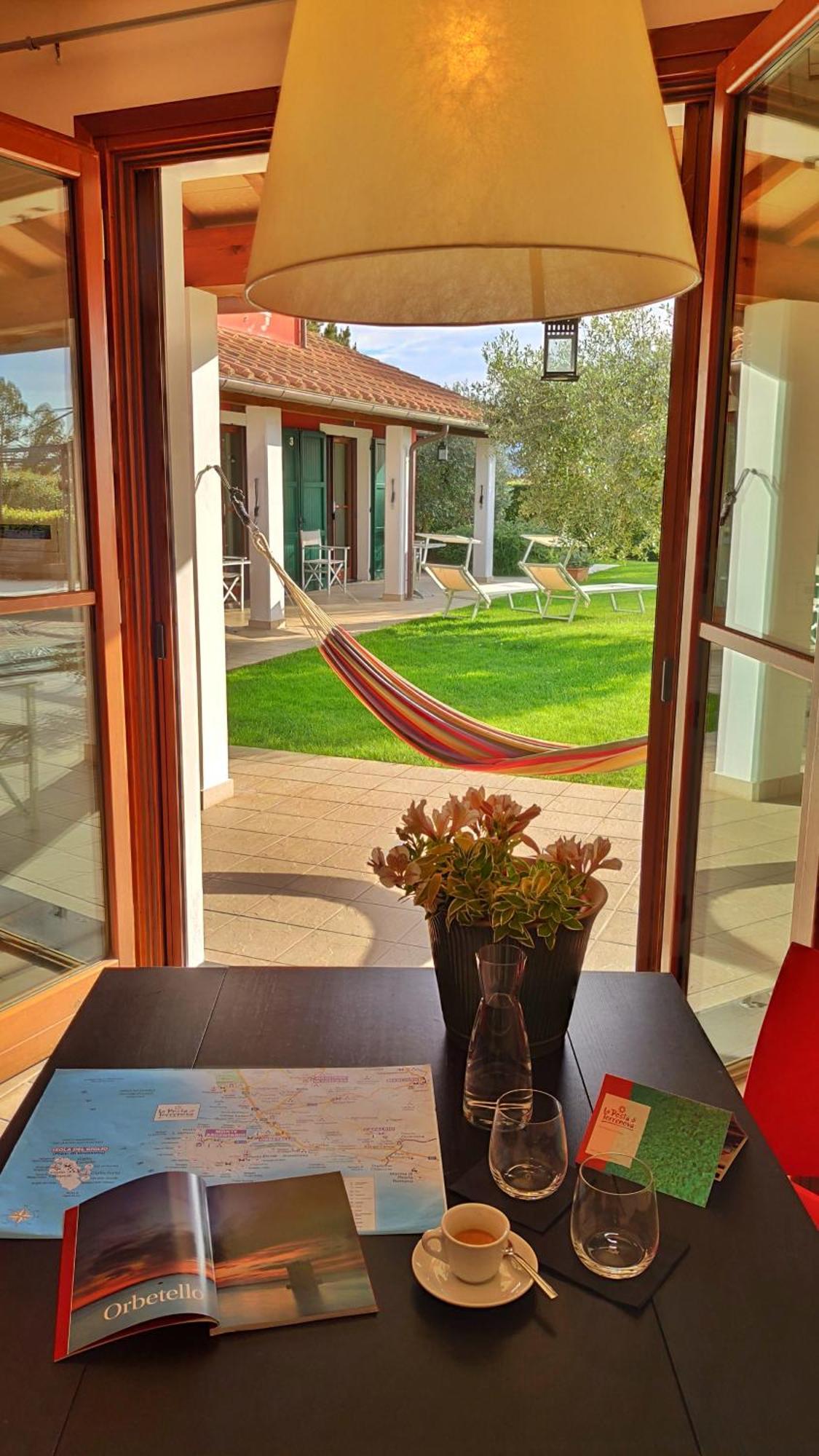 Hotel La Posta Di Torrenova Orbetello Eksteriør billede