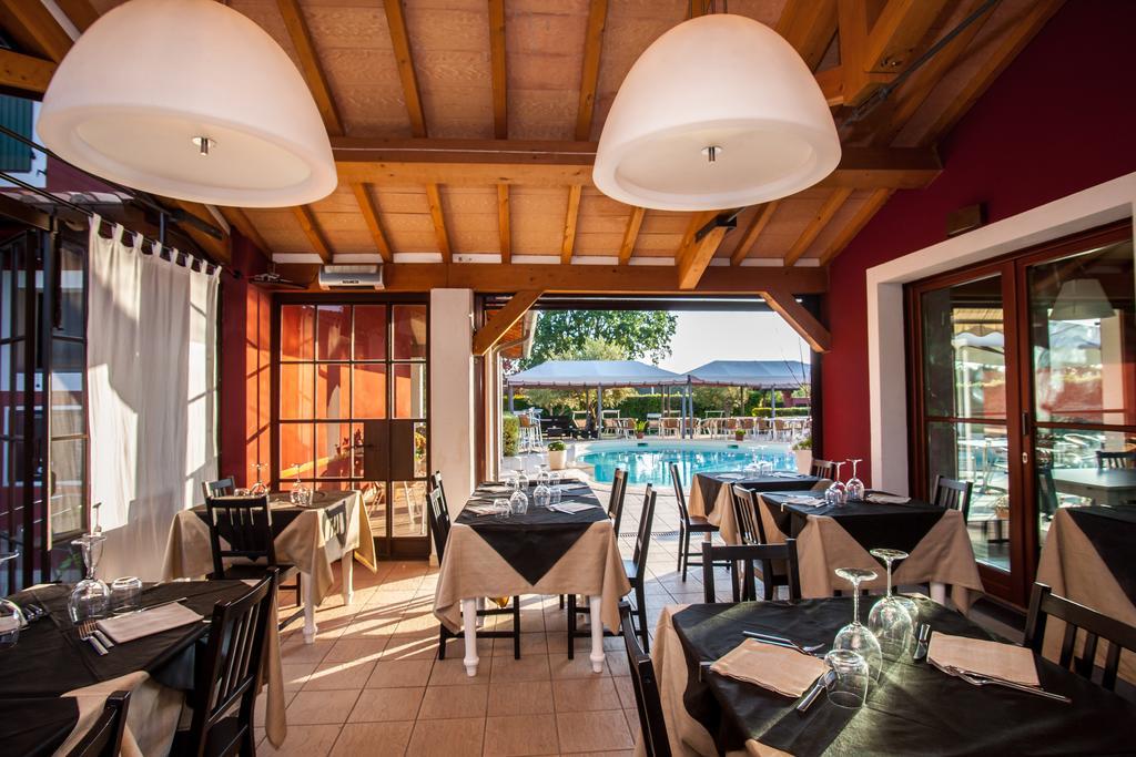 Hotel La Posta Di Torrenova Orbetello Eksteriør billede