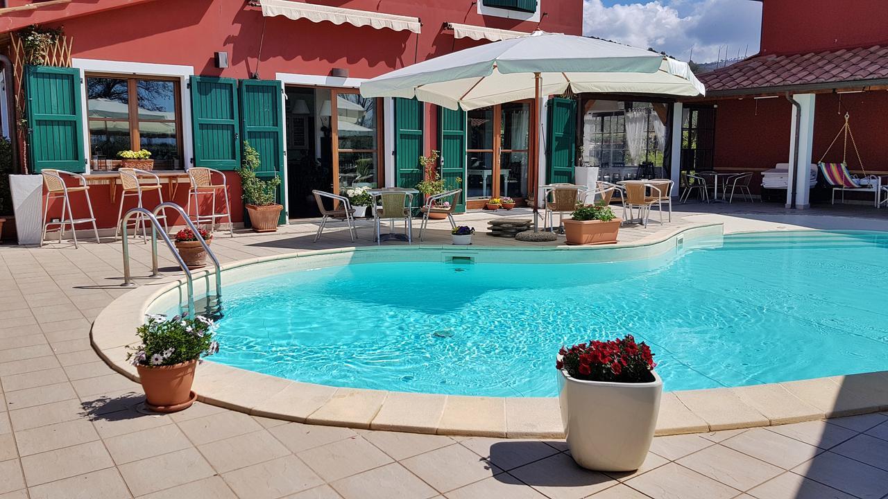 Hotel La Posta Di Torrenova Orbetello Eksteriør billede