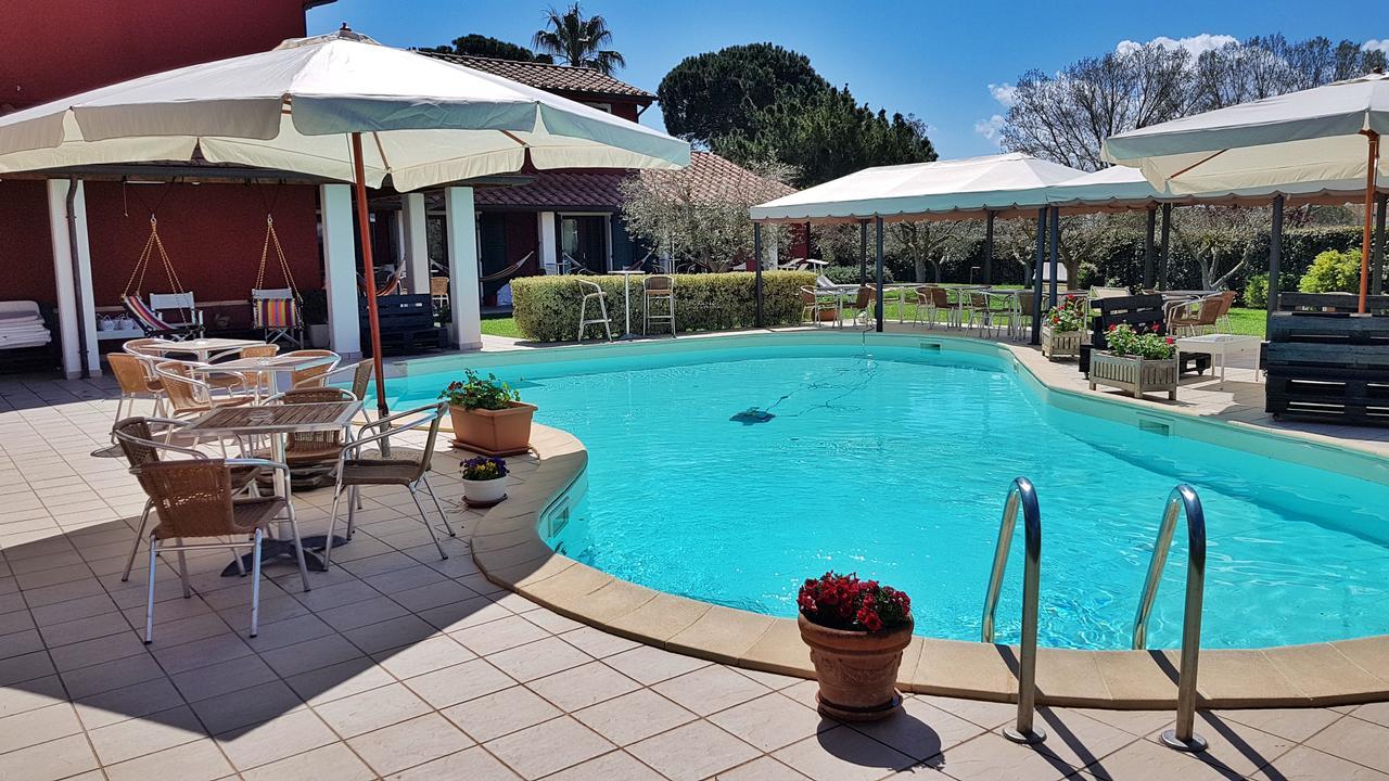 Hotel La Posta Di Torrenova Orbetello Eksteriør billede